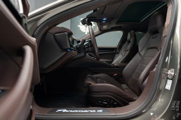 Porsche Panamera - 11