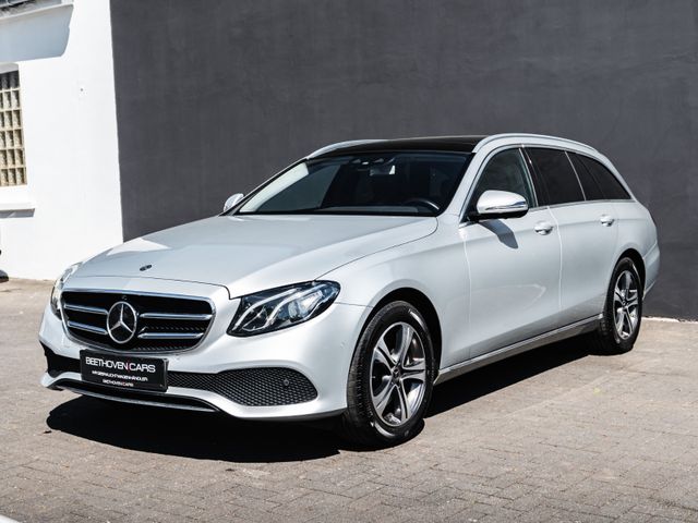 MERCEDES-BENZ E 220 d 4Matic PANORAMADACH AHK LED ALLRAD