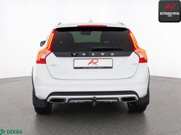 Volvo V60 Cross Country - 4