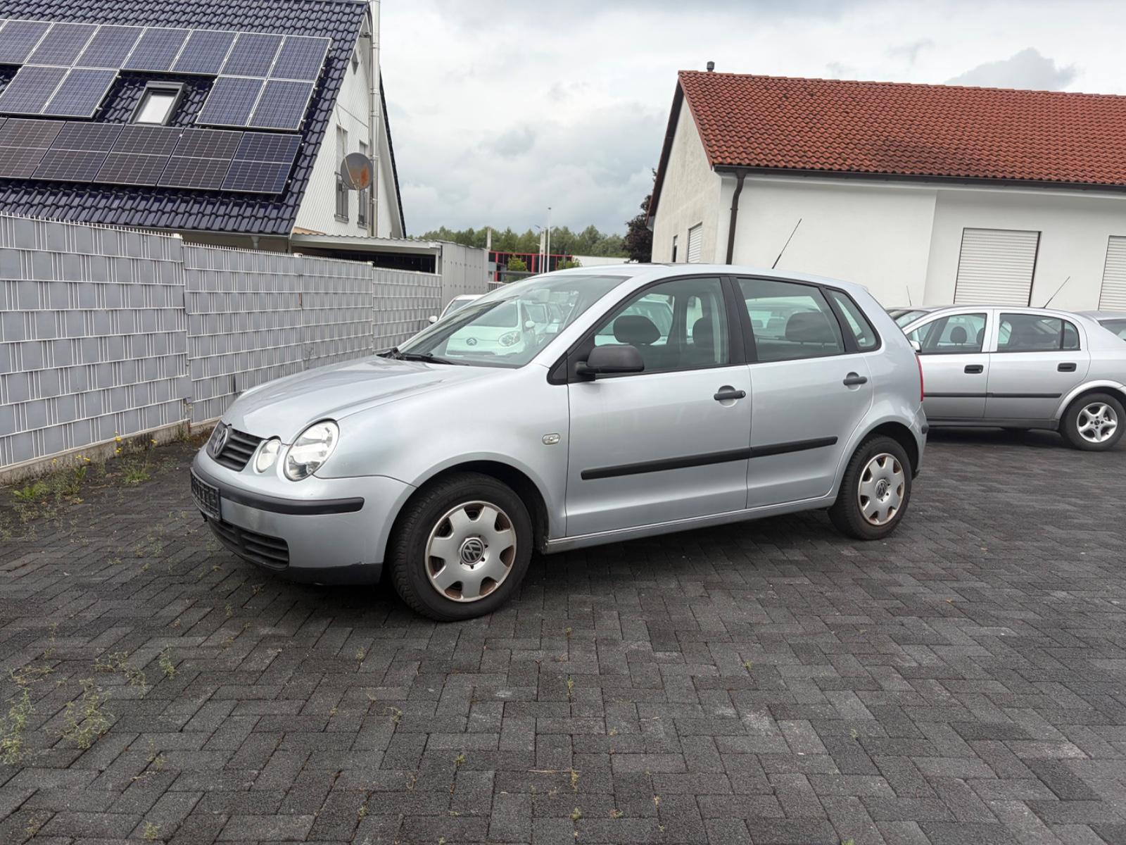 Volkswagen Polo 1.4 Automatik.Tüv bremsen und Scheiben Neu