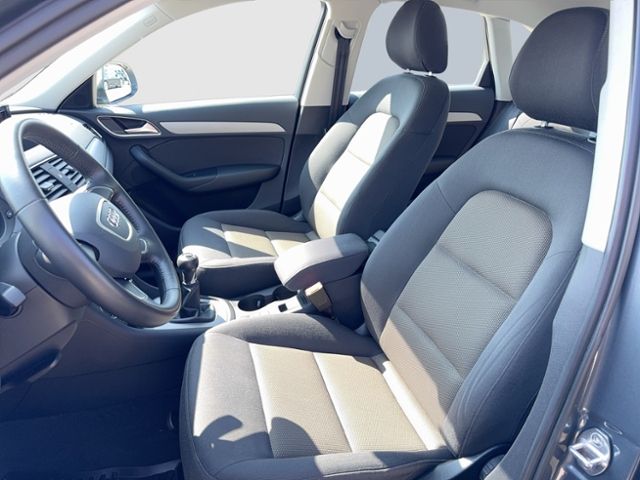 Q3 2.0 TDI DPF 6-GANG XENON SHZ KLIMA AHK ALU