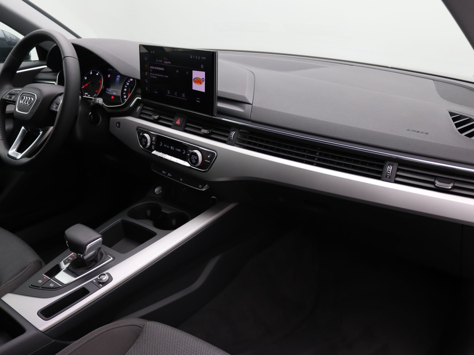 Audi A4 - Bild 11