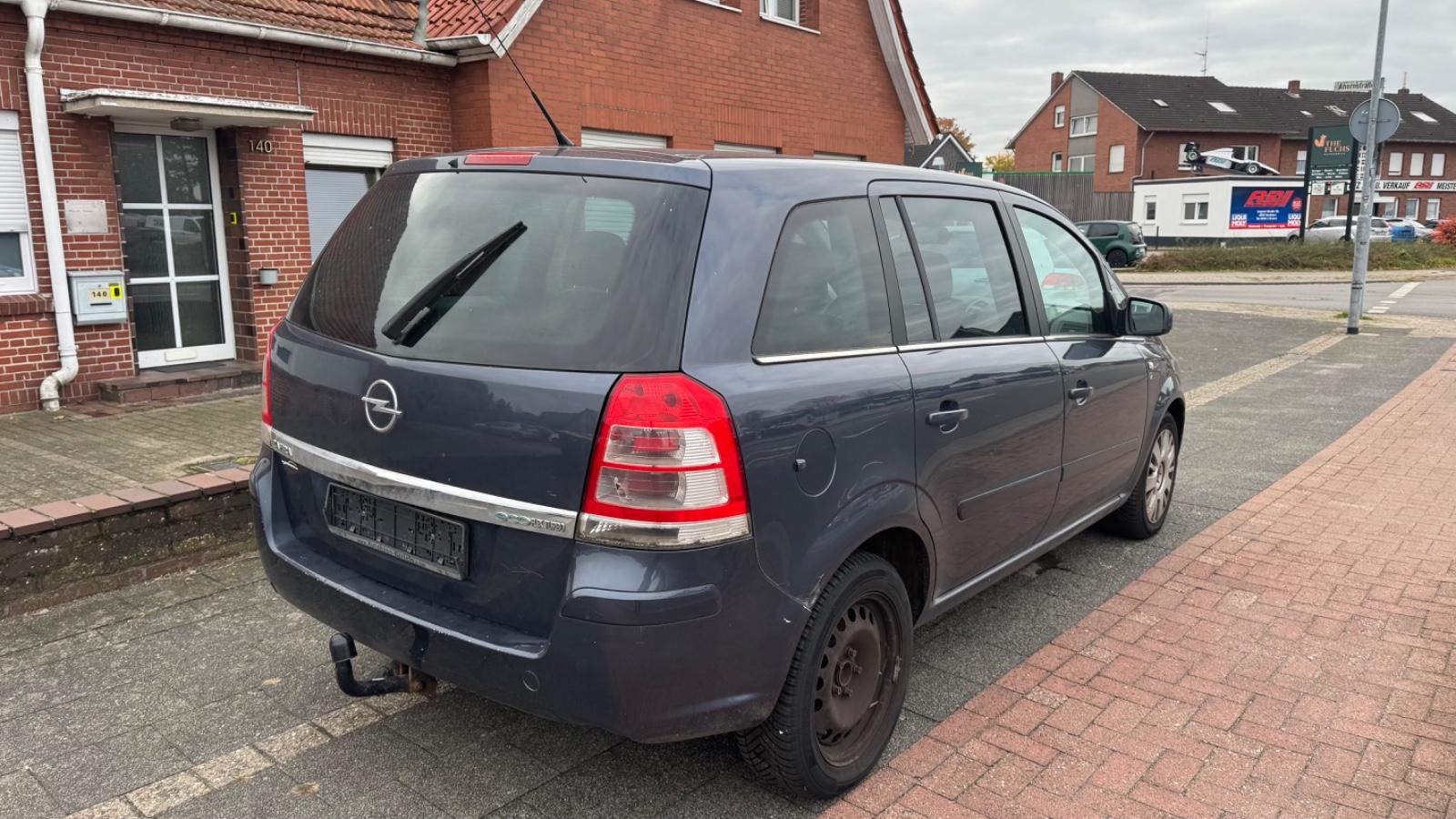 Opel Zafira 2010 — двигун 1.598 cm³, 150 HP (110kW)