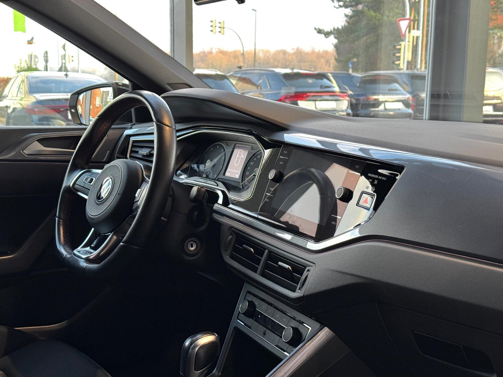 Volkswagen Polo VI GTI  2.0"LED/Sitzhzg./Scheckheft/Navi"