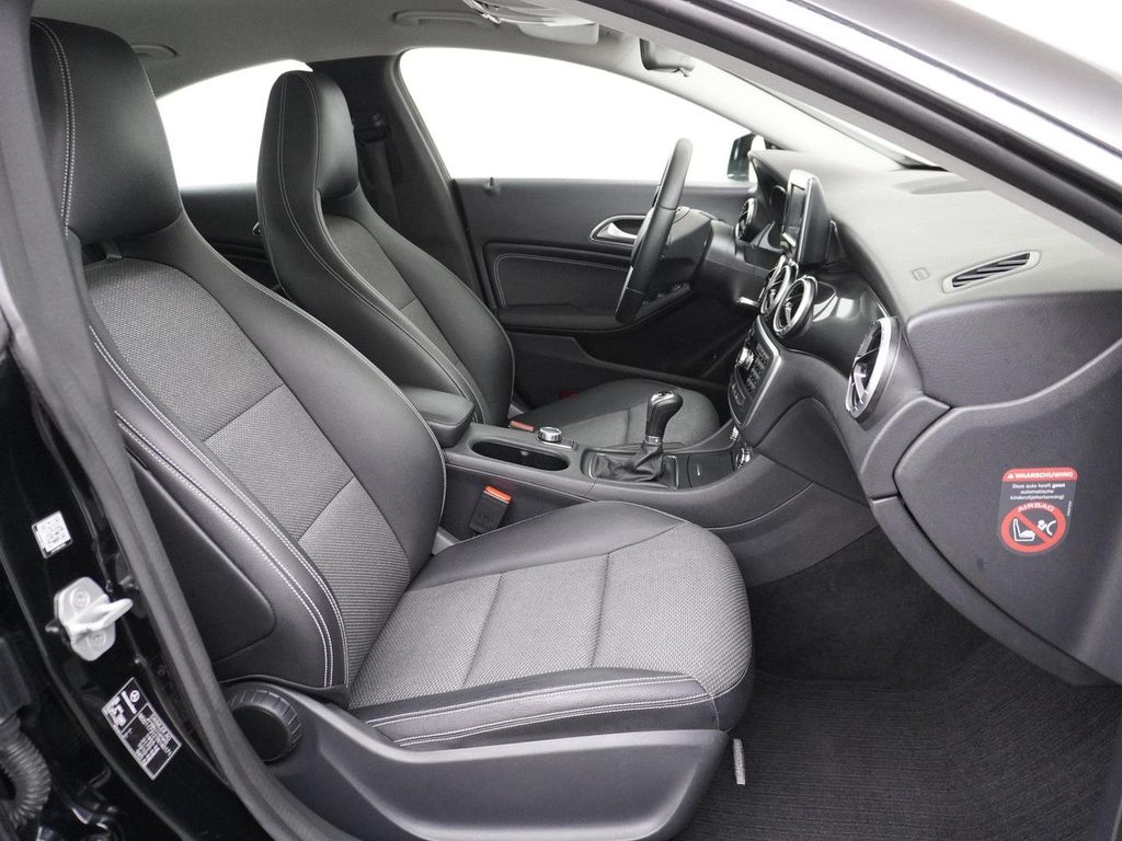 Mercedes-Benz CLA 180 CDI Ambition navi
