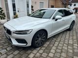 Volvo V60 B4 D Geartronic Momentum Pro Diesel TOP FZG.