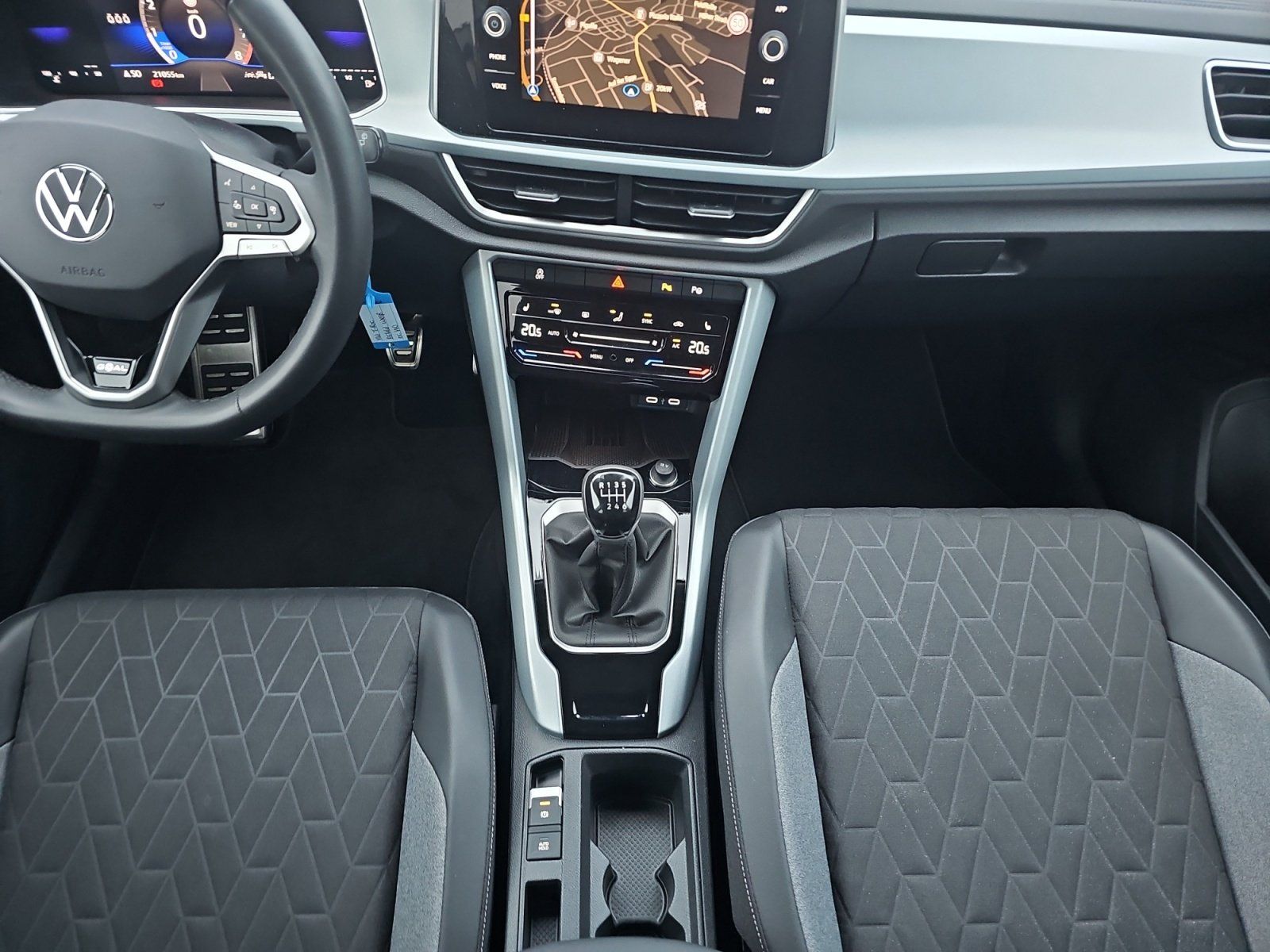 Volkswagen T-Roc - Bild 11