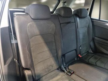 Volkswagen Tiguan Allspace - 11