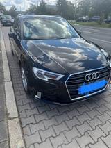 Audi A3 30 TFSI S tronic --Navi--Xenon--AHK - Audi A3 30 TFSI Gebrauchtwagen