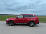 Mitsubishi Outlander 2.2 DI-D Edition 100+ 4WD Automati... - Mitsubishi Outlander Edition mit Diesel-Antrieb