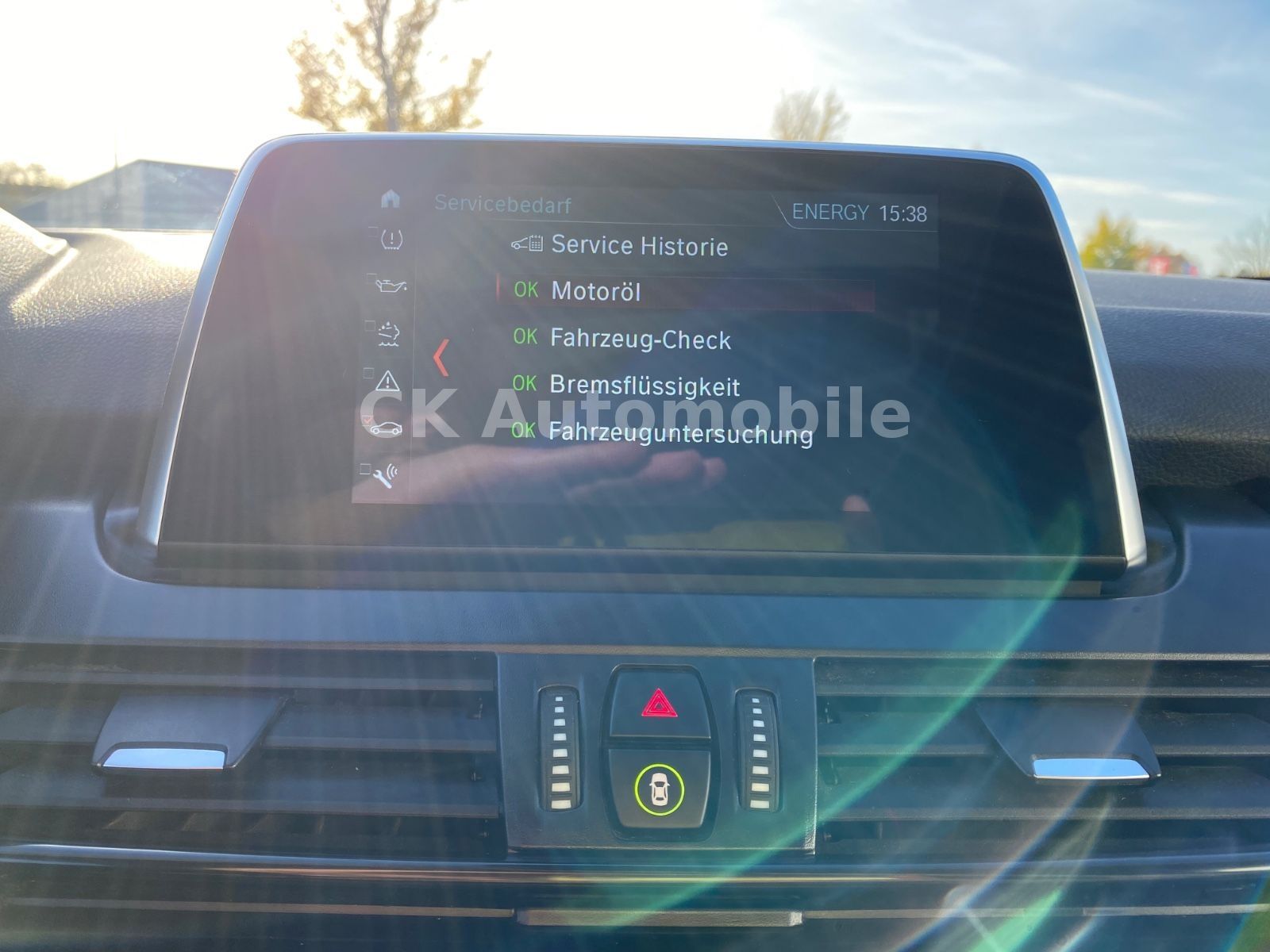 Fahrzeugabbildung BMW 218d Gran Tourer Advantage/Navi/Pano/LED/AHK