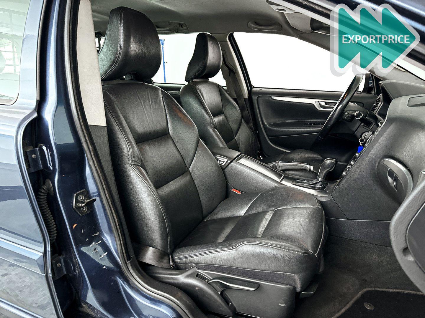 Volvo V70 2007 — photo 19