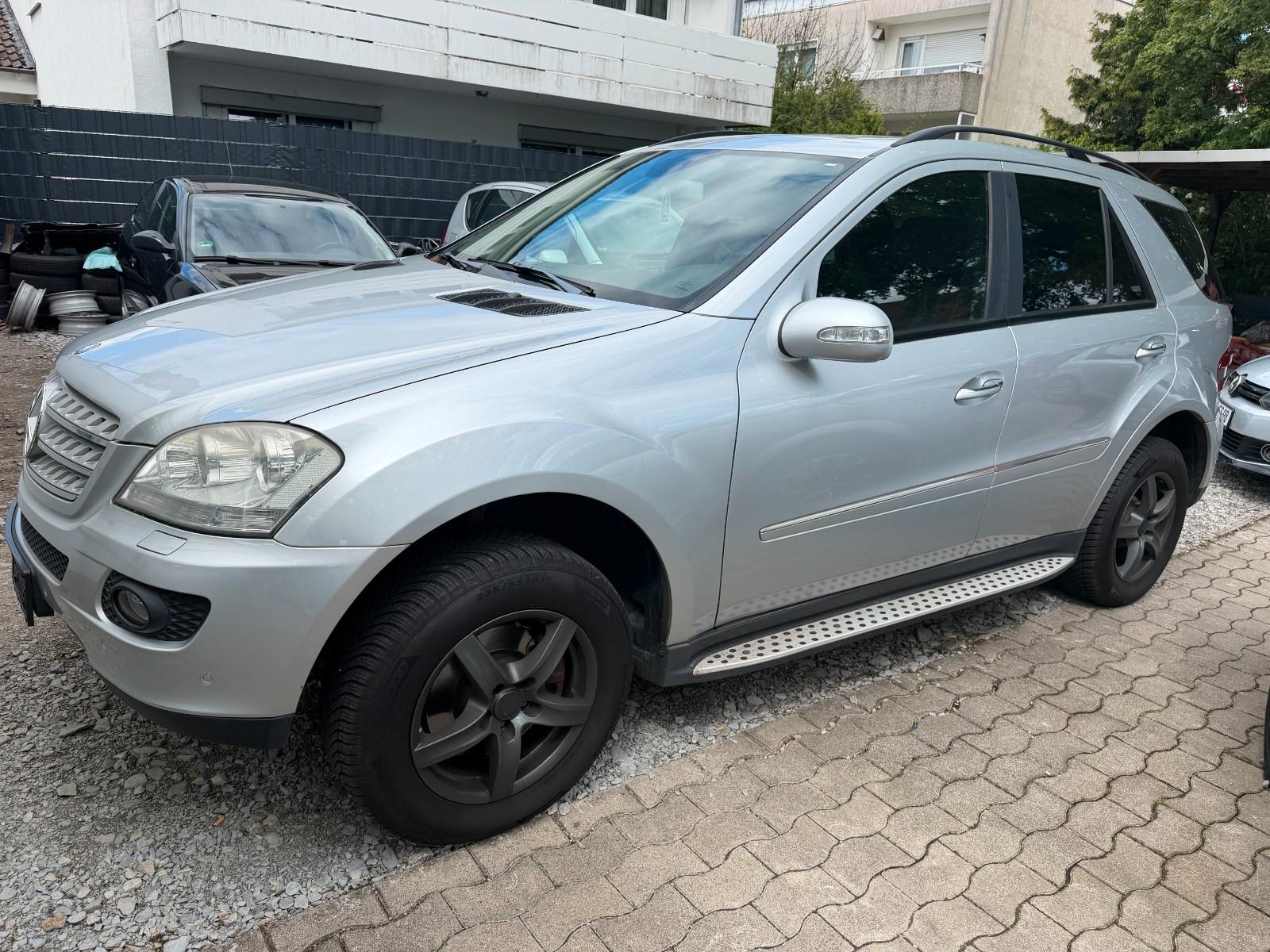 Mercedes-Benz ML 350,LPG,SD,Leder,Navi,AHK,TÜV NEU