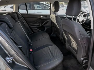 Ford Focus Turnier 1.0 Titanium Kamera Navi LED