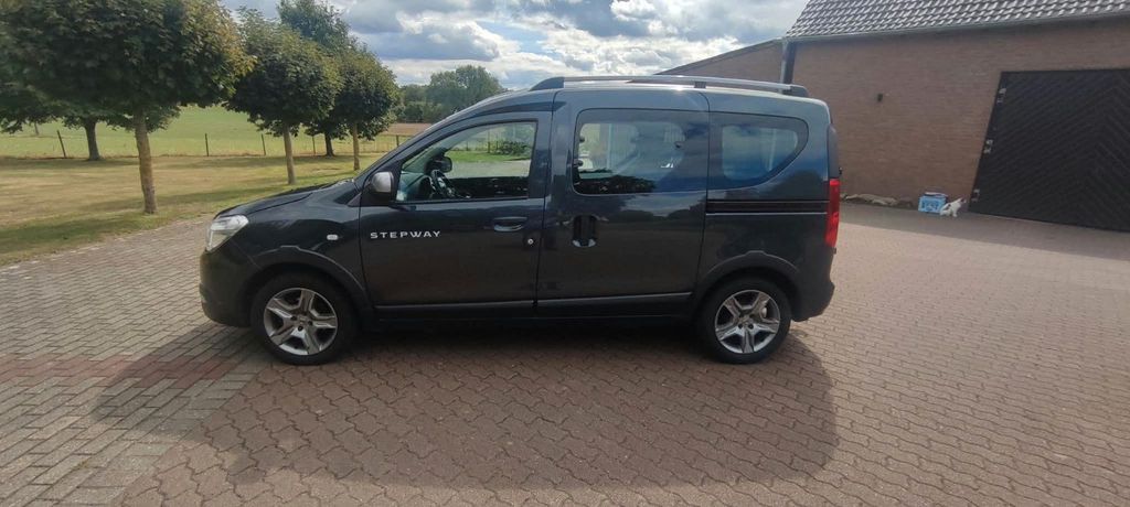 Image of Dacia Dokker