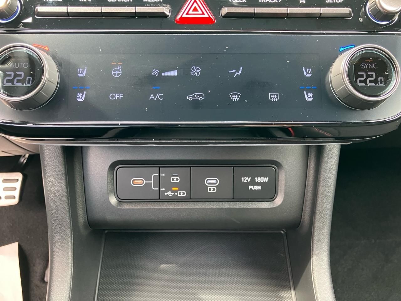 Fahrzeugabbildung Hyundai TUCSON N-LINE X 4xSHZ ACC AUT Akustikglas HUD