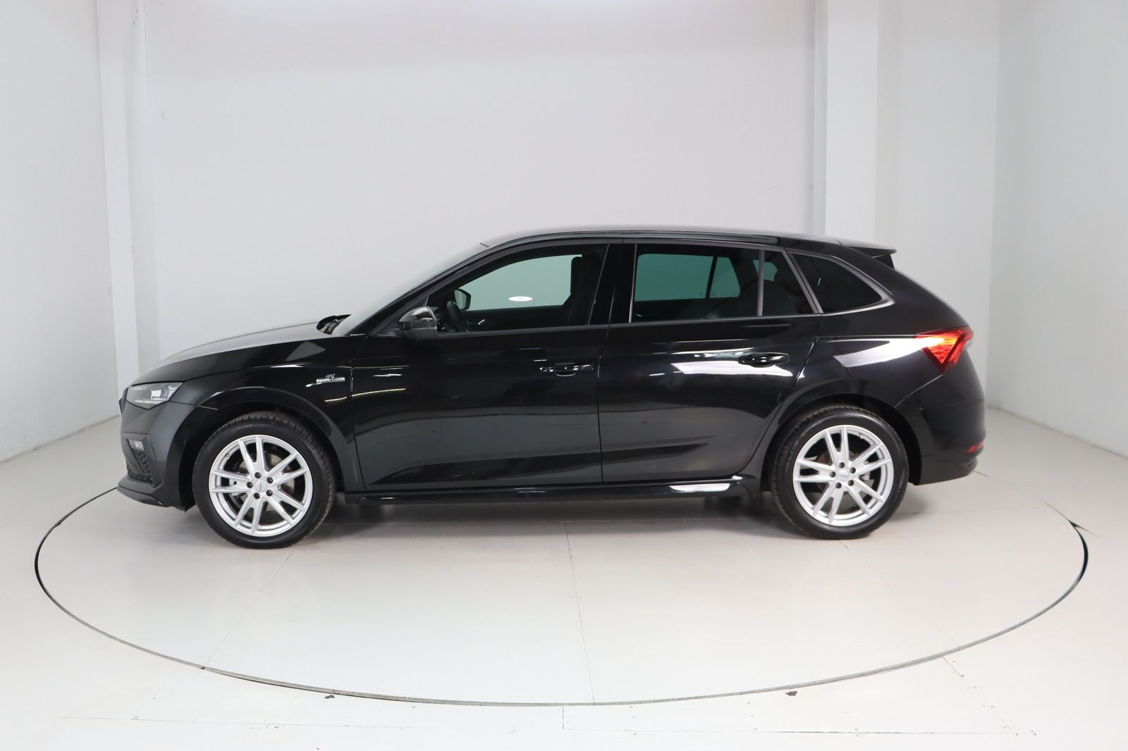 Fahrzeugabbildung SKODA Scala 1.0 TSI Sportback Monte Carlo