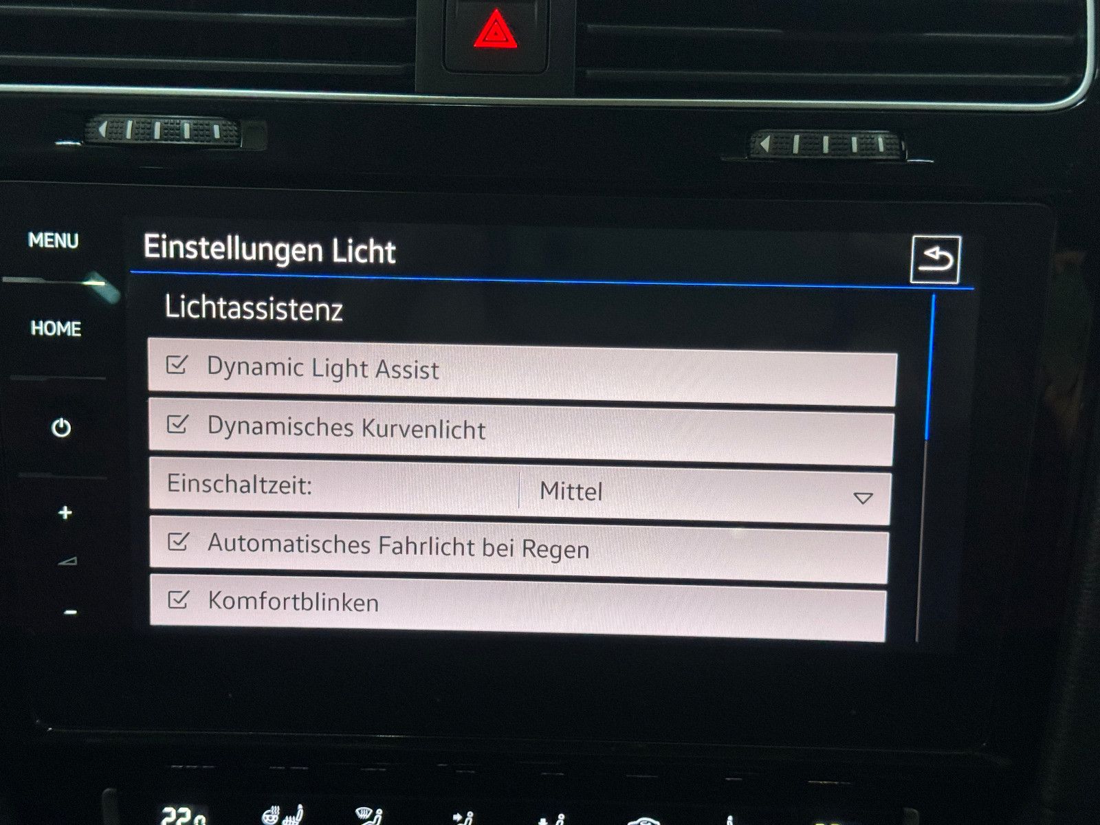 Fahrzeugabbildung Volkswagen Golf VARIANT 2.0 TDI DSG R-LINE SPORTPAKET VOLL
