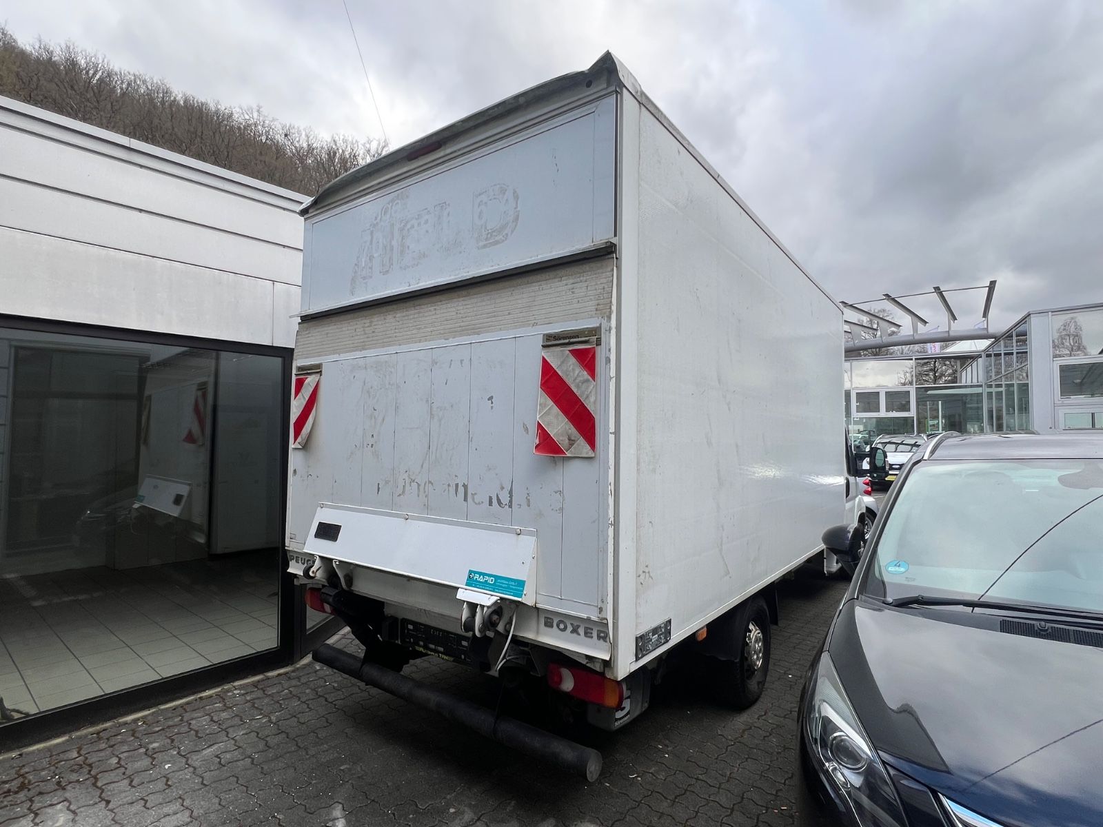 Fahrzeugabbildung Peugeot Boxer Koffer HDi * Hebebühne * bis 3,5t