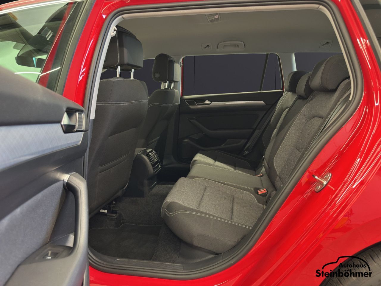 Volkswagen Passat Variant - Bild 15