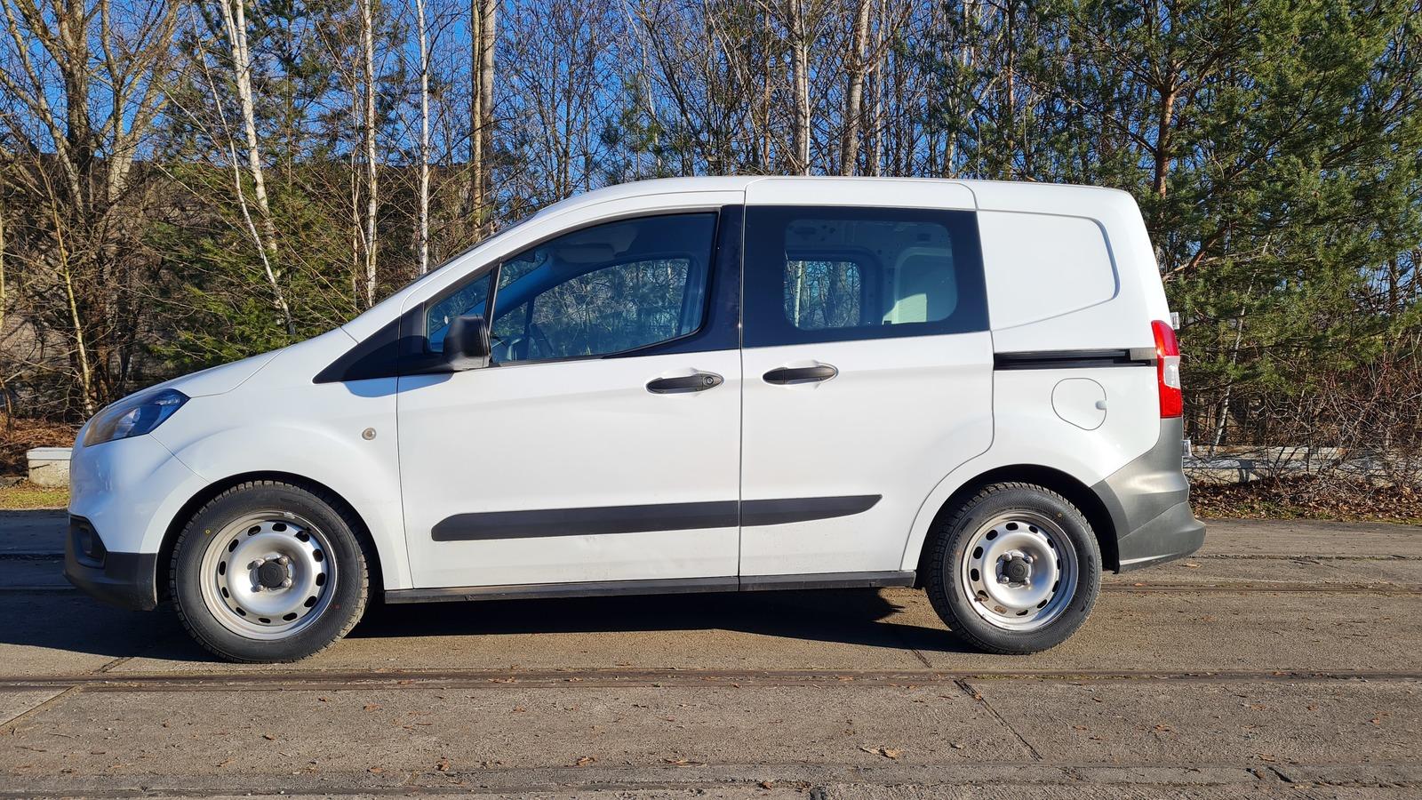 Ford TRANSIT COURIER 1.5 TDCI + KLIMA + 1.HAND + NAVi