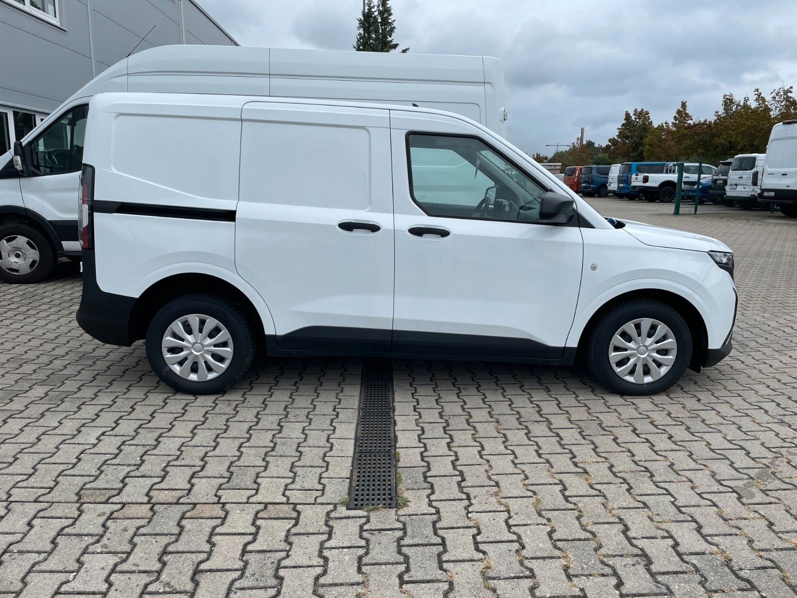 Fahrzeugabbildung Ford Transit Courier Trend Tageszulassung