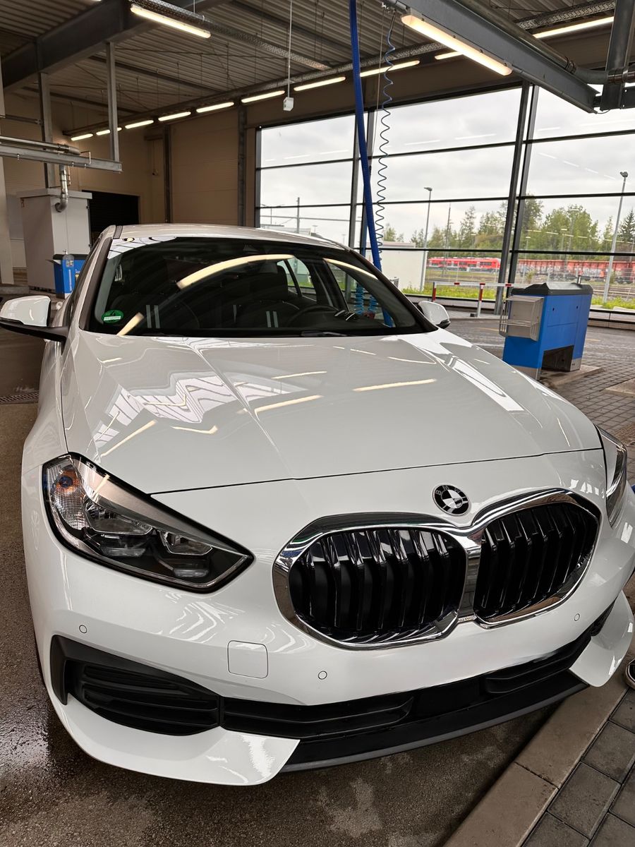BMW 118i F40 BBS 18 Zoll 8 fach Sitzheizung