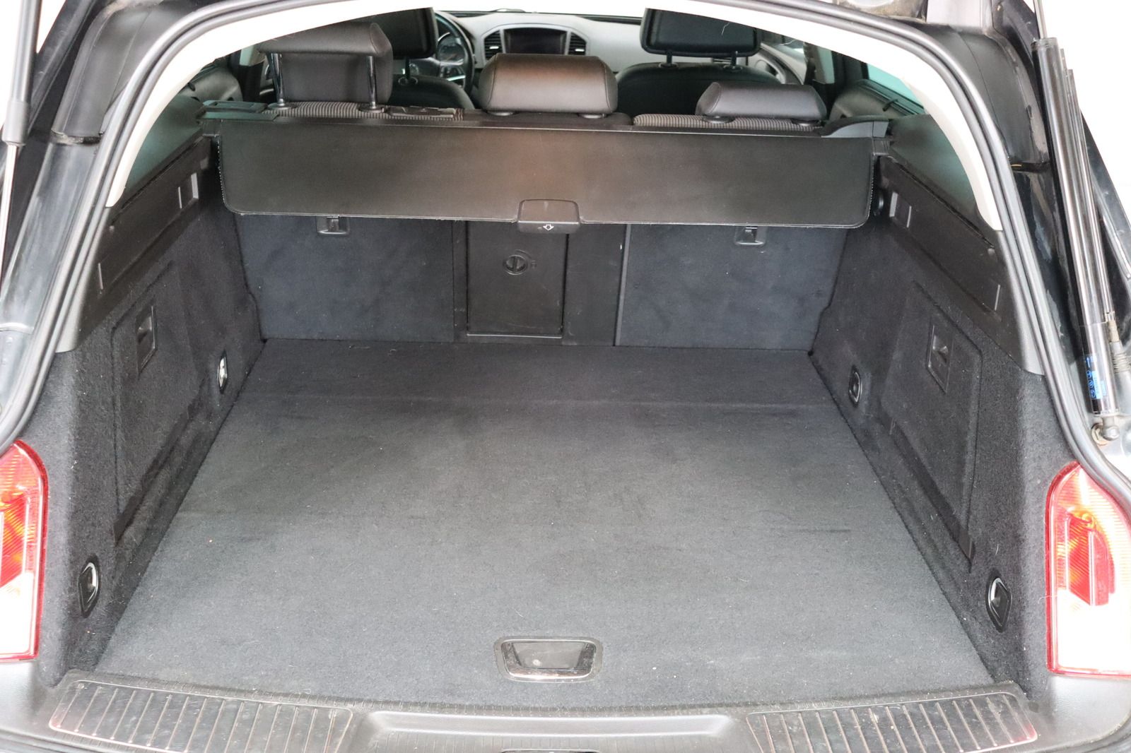 Fahrzeugabbildung Opel Insignia A Sports Tourer Innovation 4x4