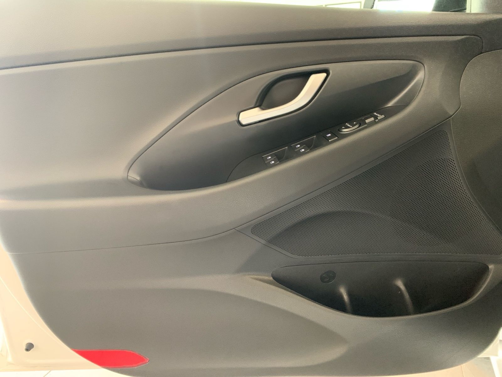 Fahrzeugabbildung Hyundai i30 Kombi 1.0 T-GDI 7-DCT Edition 30