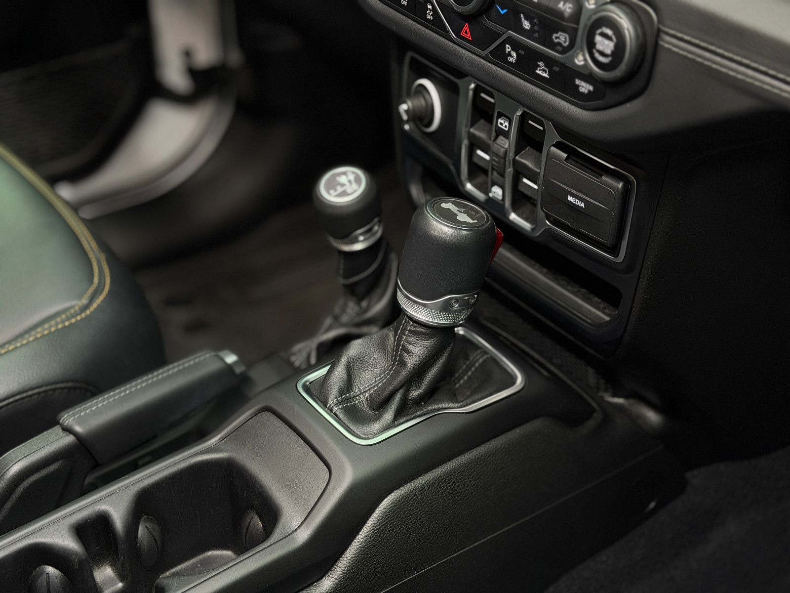 Fahrzeugabbildung Jeep Wrangler Unlimited Sahara |LEDER|NAVI|KAMERA|
