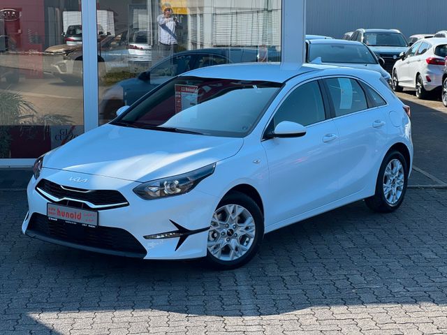 Kia Ceed 1.5 T-GDI Vision + KOMF + AUTOMATIK + NAVI