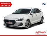 Hyundai i30 1.4 Trend Navi Kamera Tempomat Sitzheizung - Hyundai i30 mit Diesel-Antrieb: Limousine