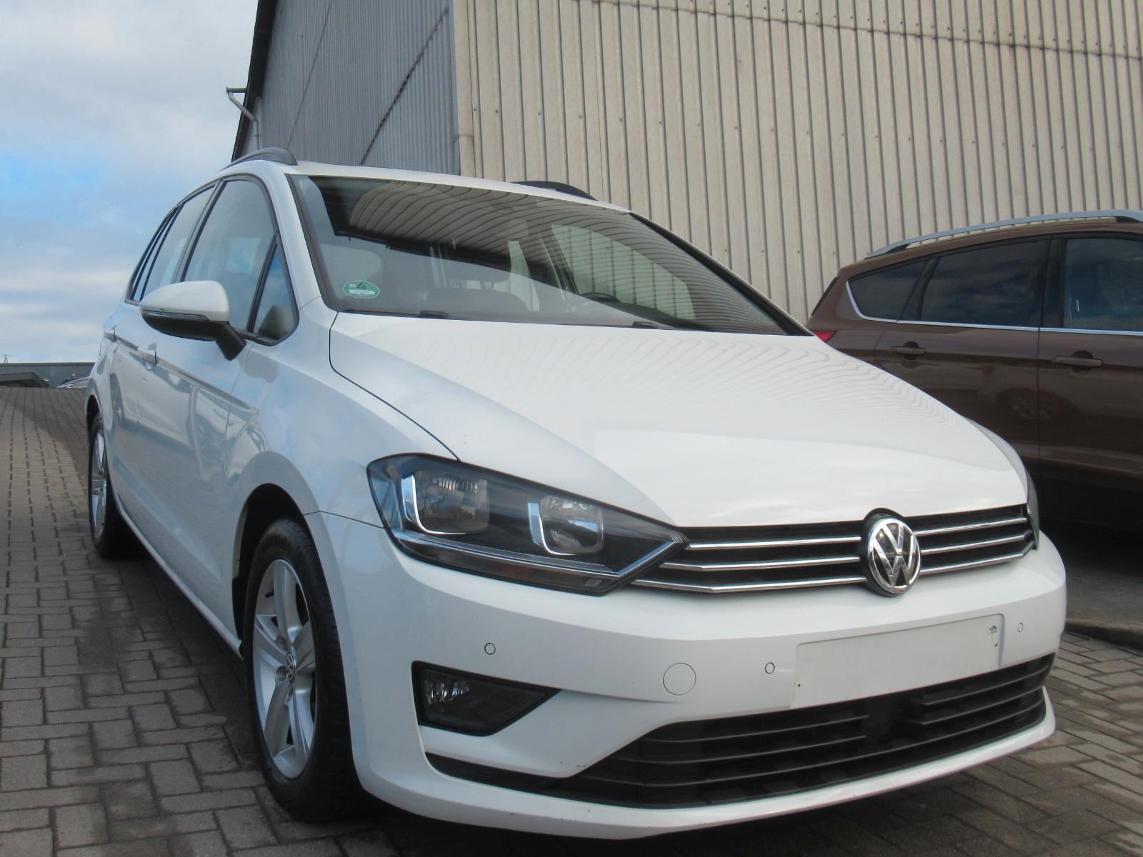 Volkswagen Golf Sportsvan- KLIMAAUT.-AHK-PANO-2xPDC-1.HAND