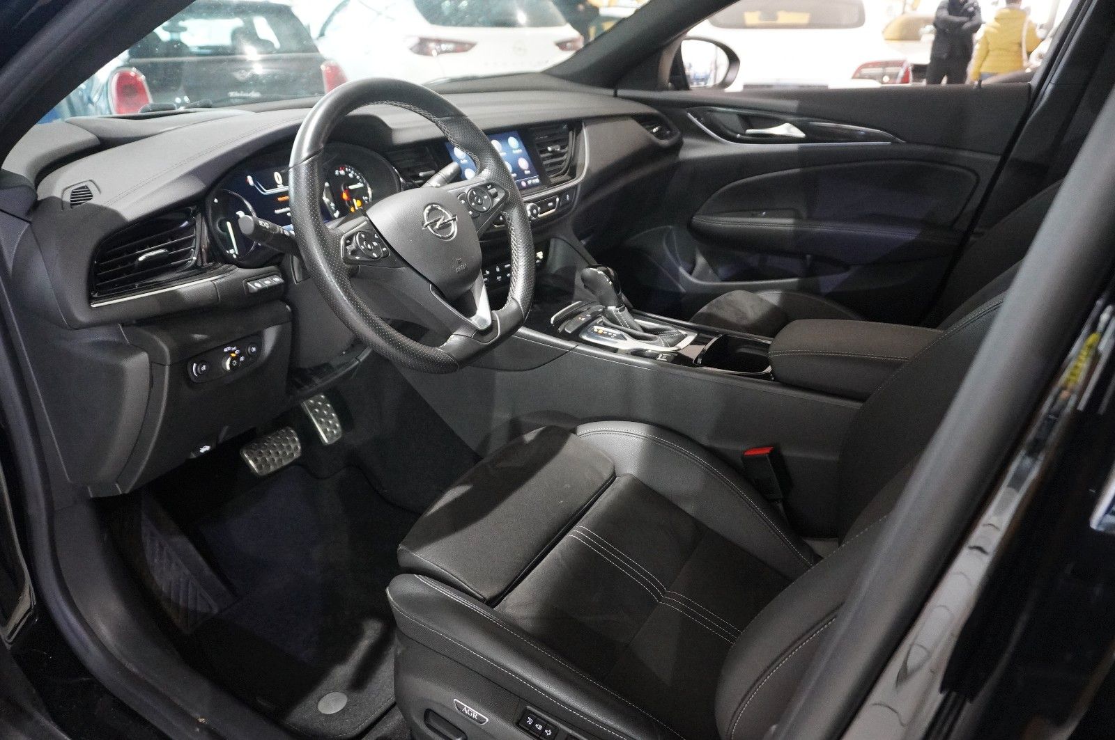 Fahrzeugabbildung Opel Insignia B GS 2.0D ELEGANCE NAVI/OPC/KAMERA/HUD
