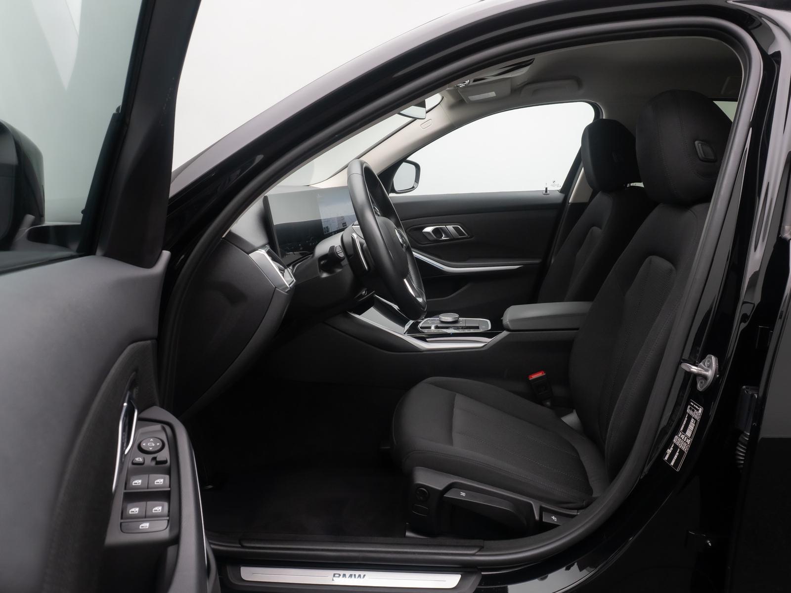BMW 320 i GeschwindigReg PDC DAB Cockpit+ Widscreen, миниатюра 20