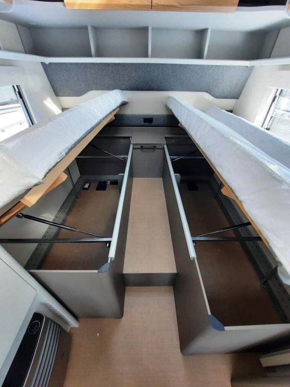 Fahrzeugabbildung Bürstner B66 Plus 520 TL Verfüg./Sparen Sie 4.630,- €