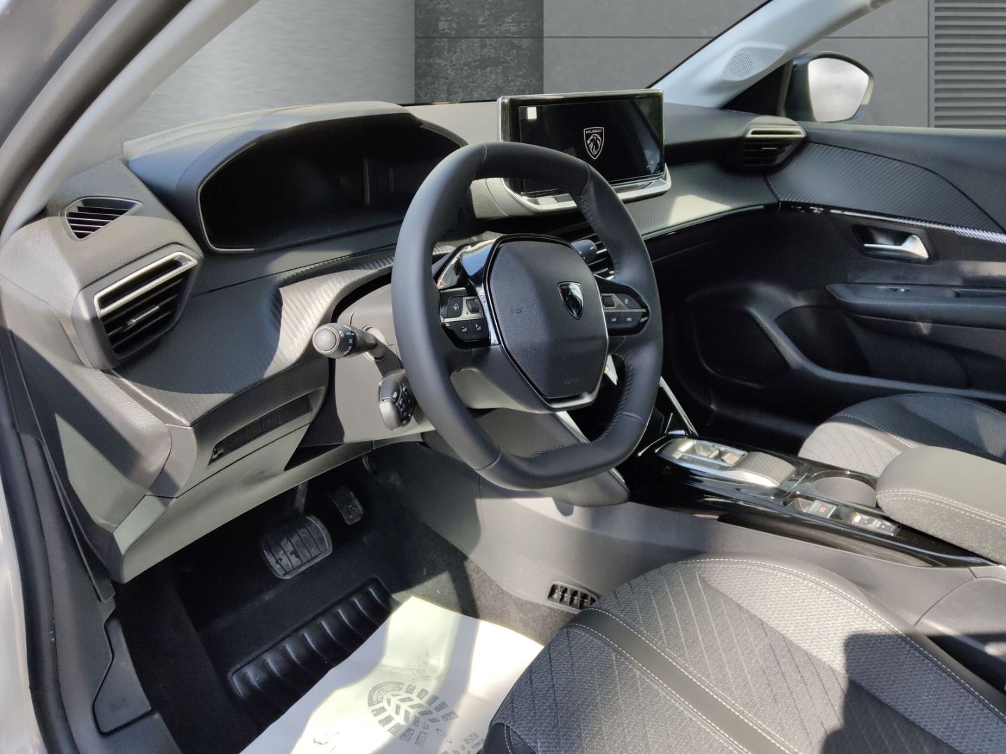 Peugeot 208 - Bild 7