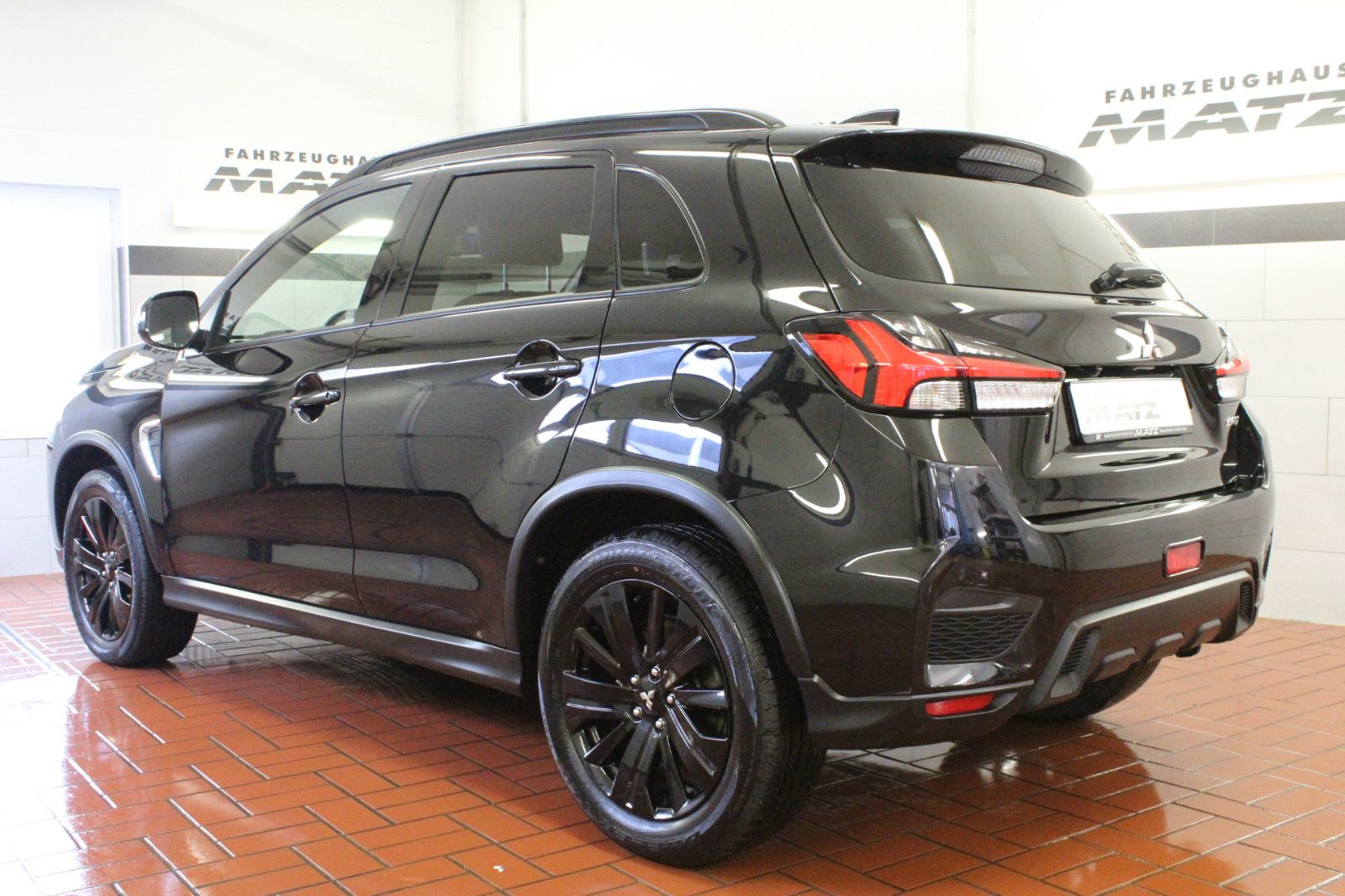 Fahrzeugabbildung Mitsubishi ASX 2.0 MIVEC CVT 2WD Spirit+