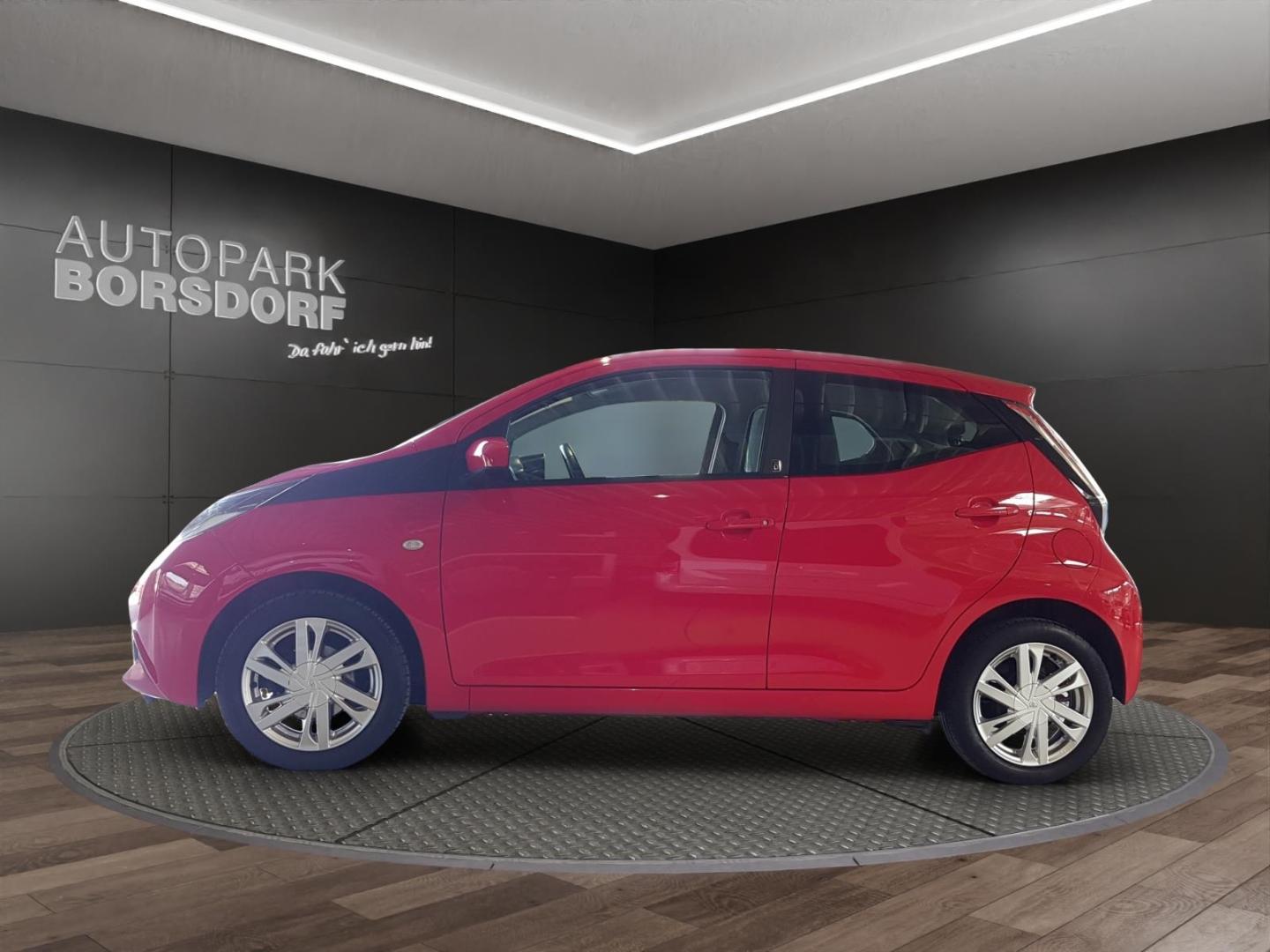 Toyota Aygo Play Team D Rückfahrkam. BT Klima ZV USB