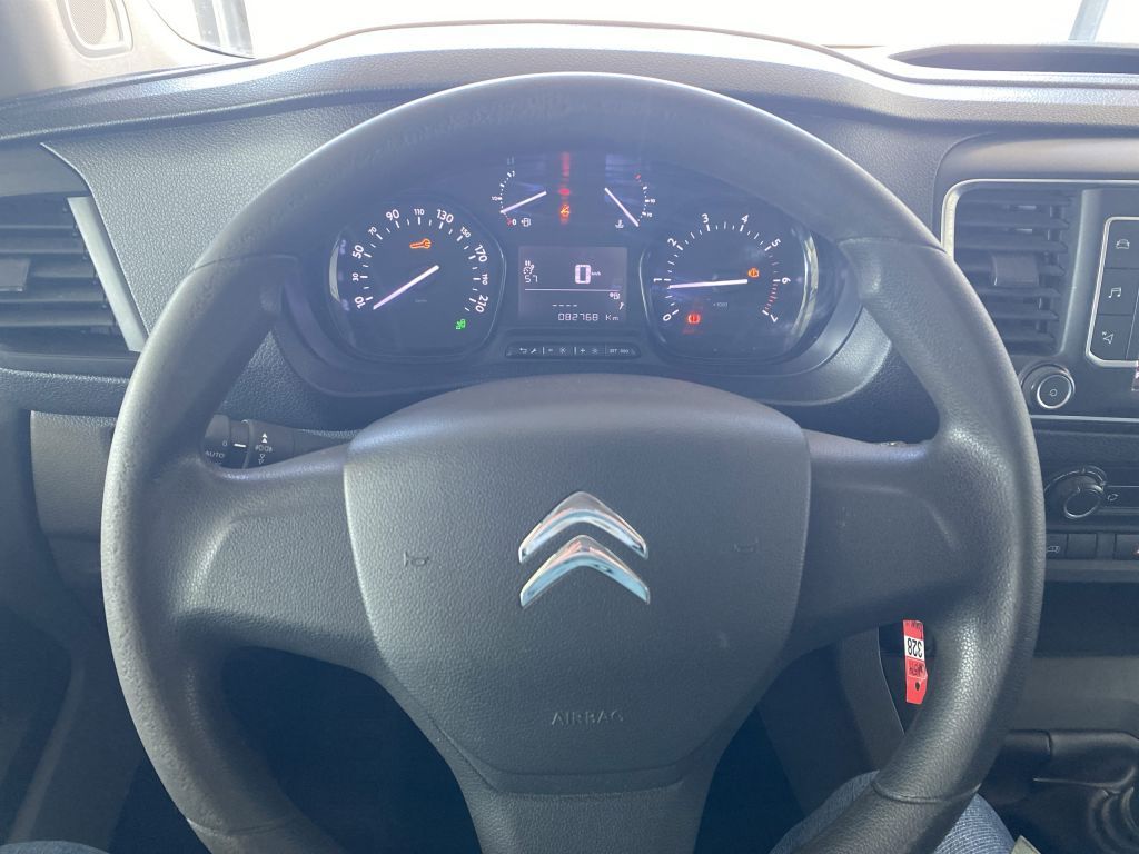 Fahrzeugabbildung Citroën Jumpy M BlueHDi 145 Club *NAVI*Rückfahrkamera*
