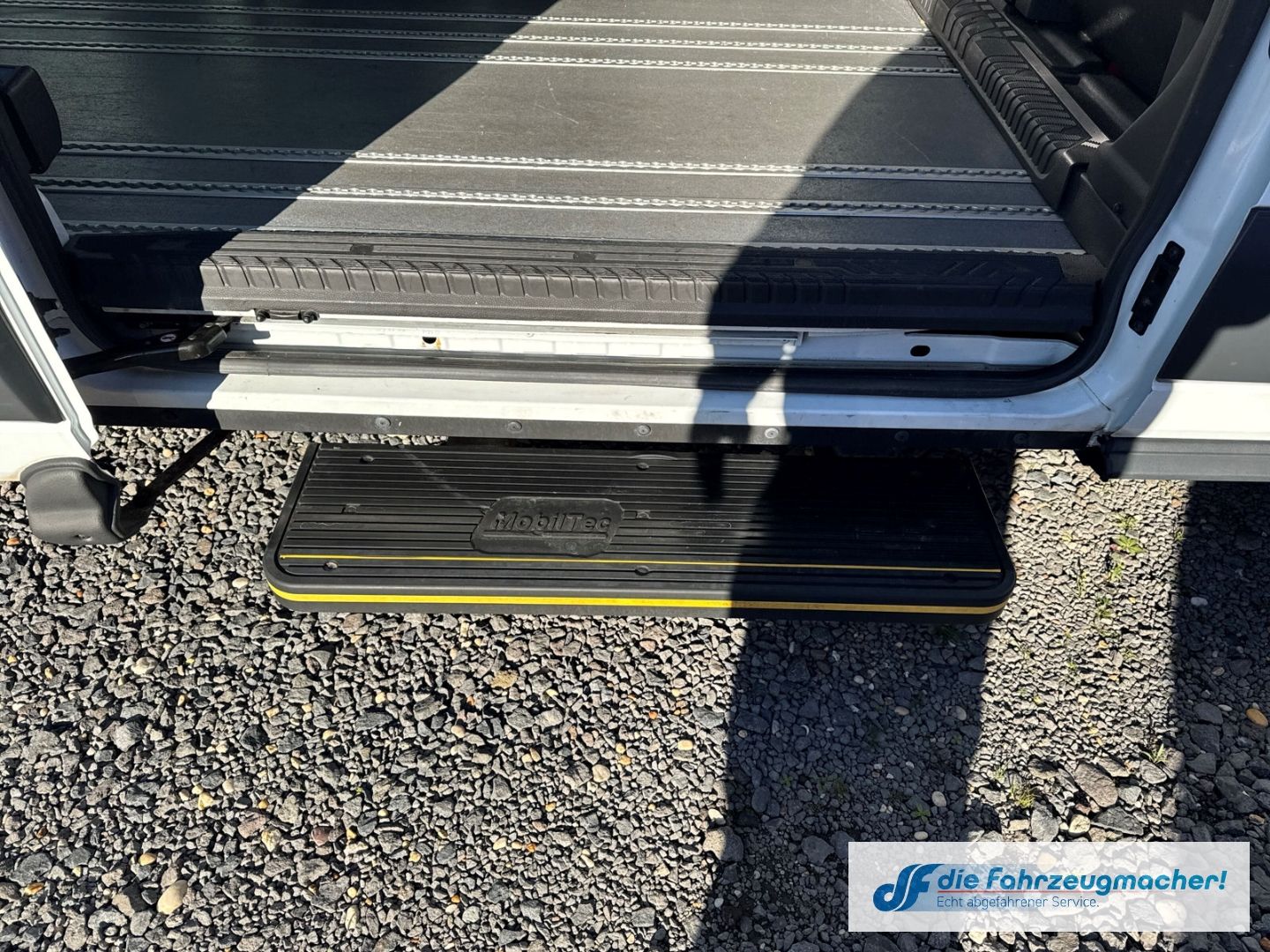 Fahrzeugabbildung Ford Transit 350 L3 Trend Temp Klima *1704