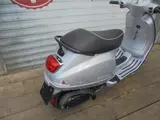 Vespa LX   125 4 Takt - ROLLER 4 TAKT