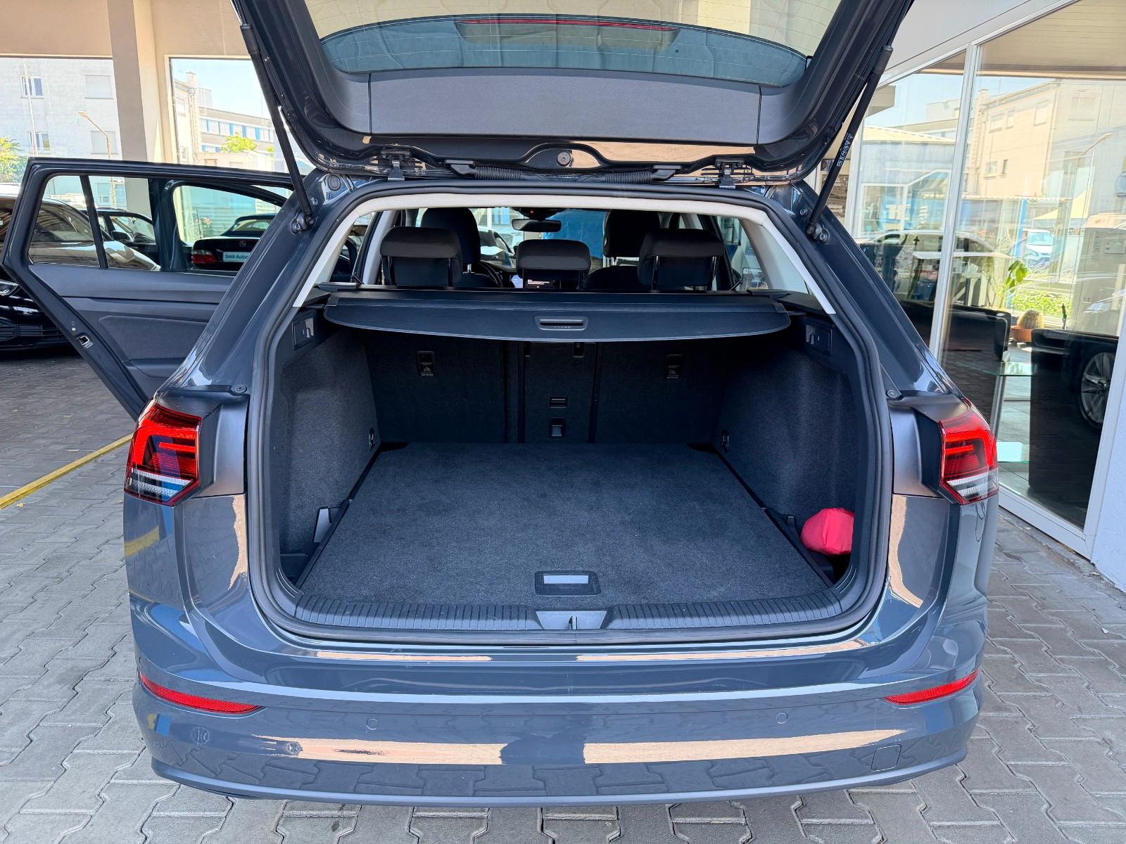 Volkswagen Golf VIII Variant DSG Life 2,0 TDI Automatik, миниатюра 7