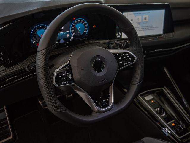 Golf VIII 2.0 TSI R-Line SHZ NAVI LED ACC AID