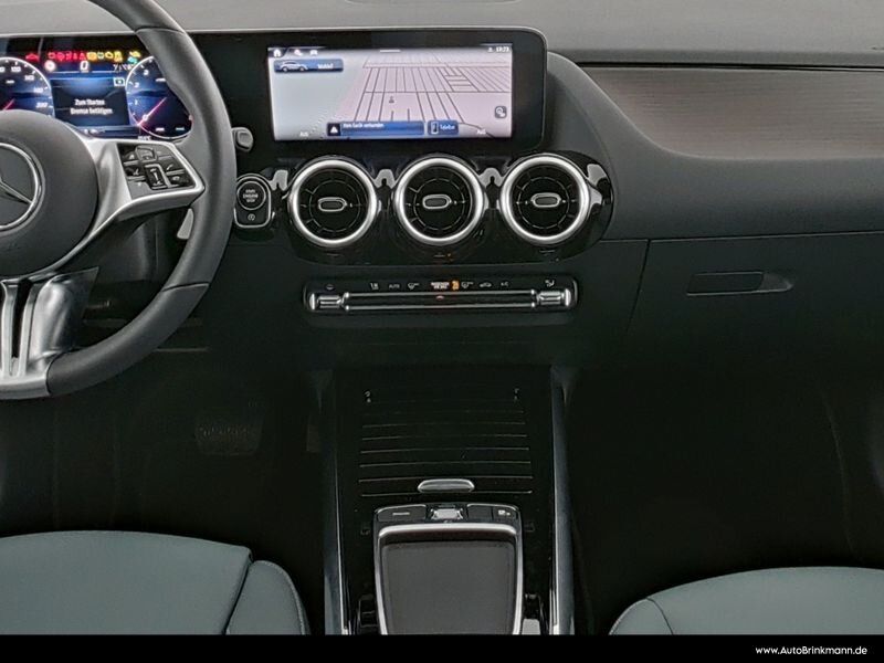 Mercedes-Benz GLA 180 PROGRESSIVE/MULTIBEAM/KAMERA/SPURHALTE foto 5