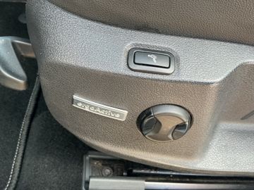 Volkswagen Golf - 8