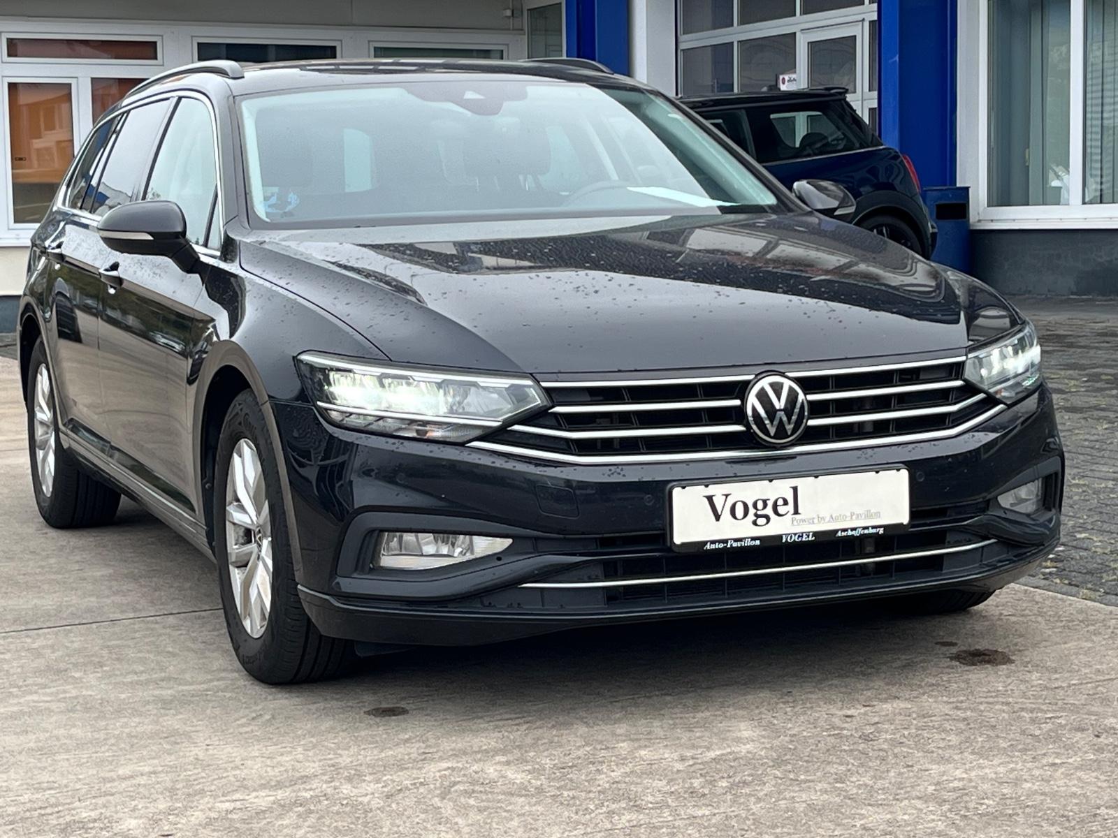 Volkswagen Passat Business LED/NAVI/ACC/KAMERA/AHK 1.Hd!