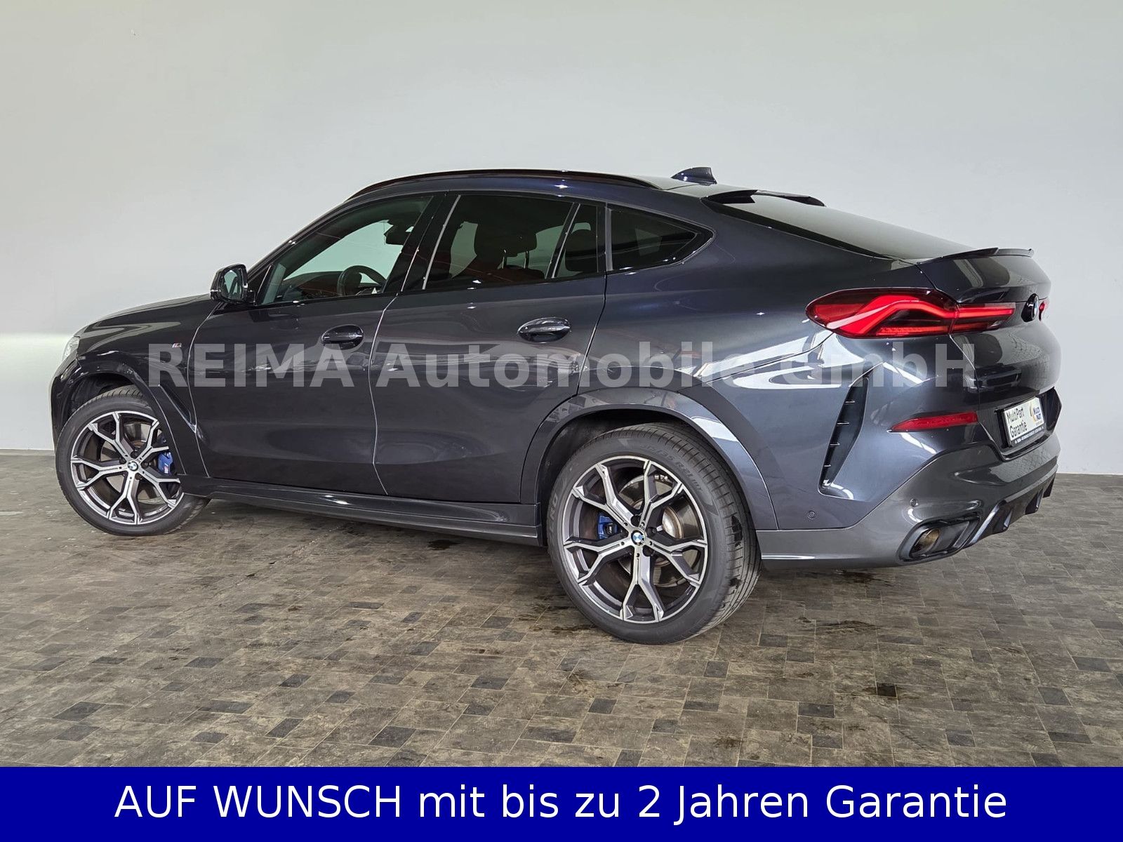 Fahrzeugabbildung BMW X6 M50 i, Laser, HUD, Pano, AHK