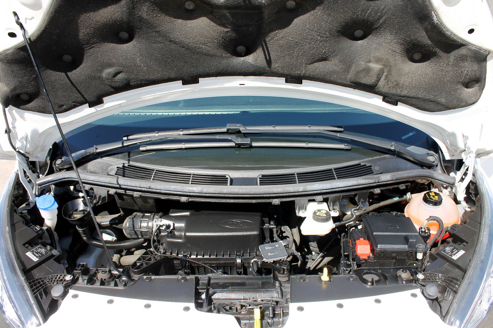 Fahrzeugabbildung Ford Transit Custom Kasten 300 L2 Trend SHZ KAM TEMP