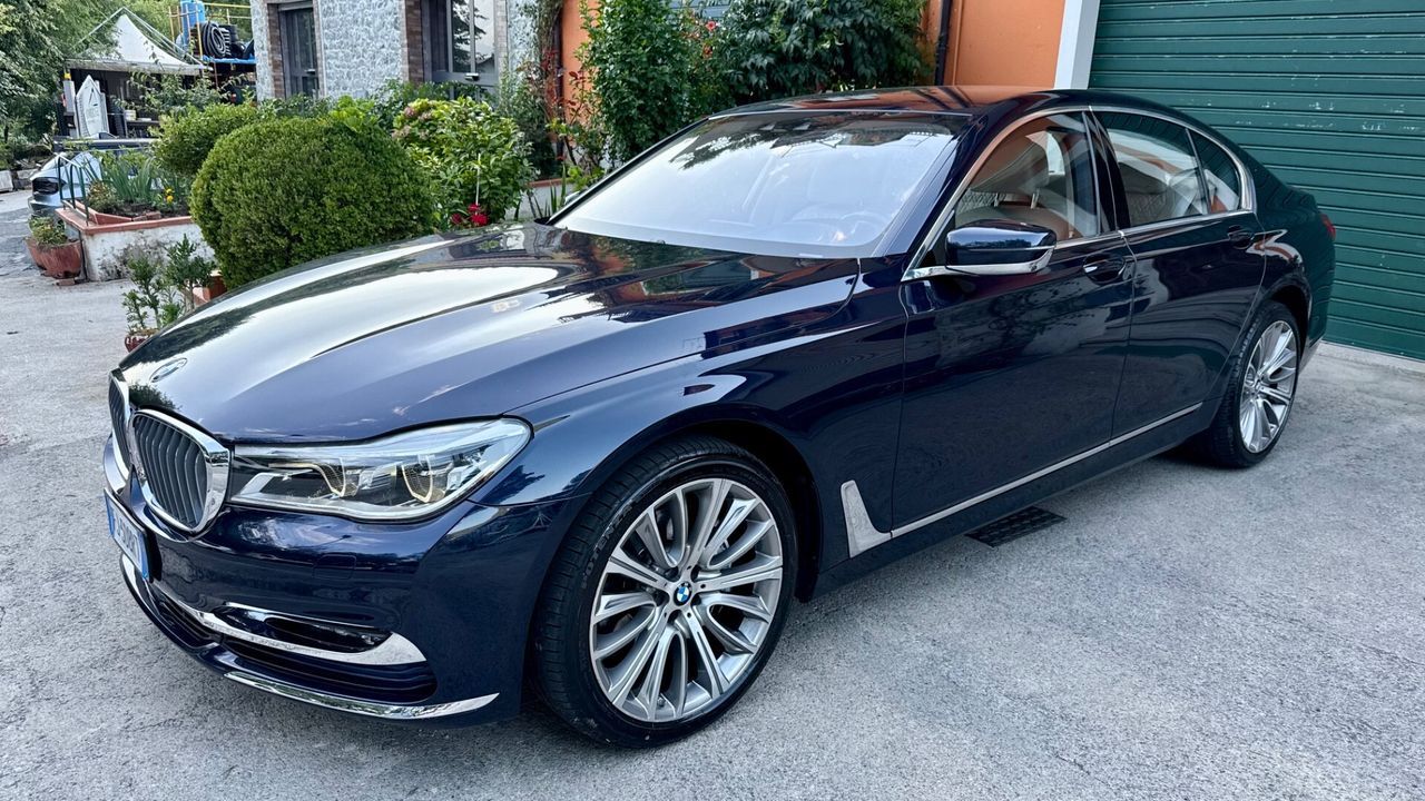 BMW Bmw 730 730d xDrive Eccelsa iper full